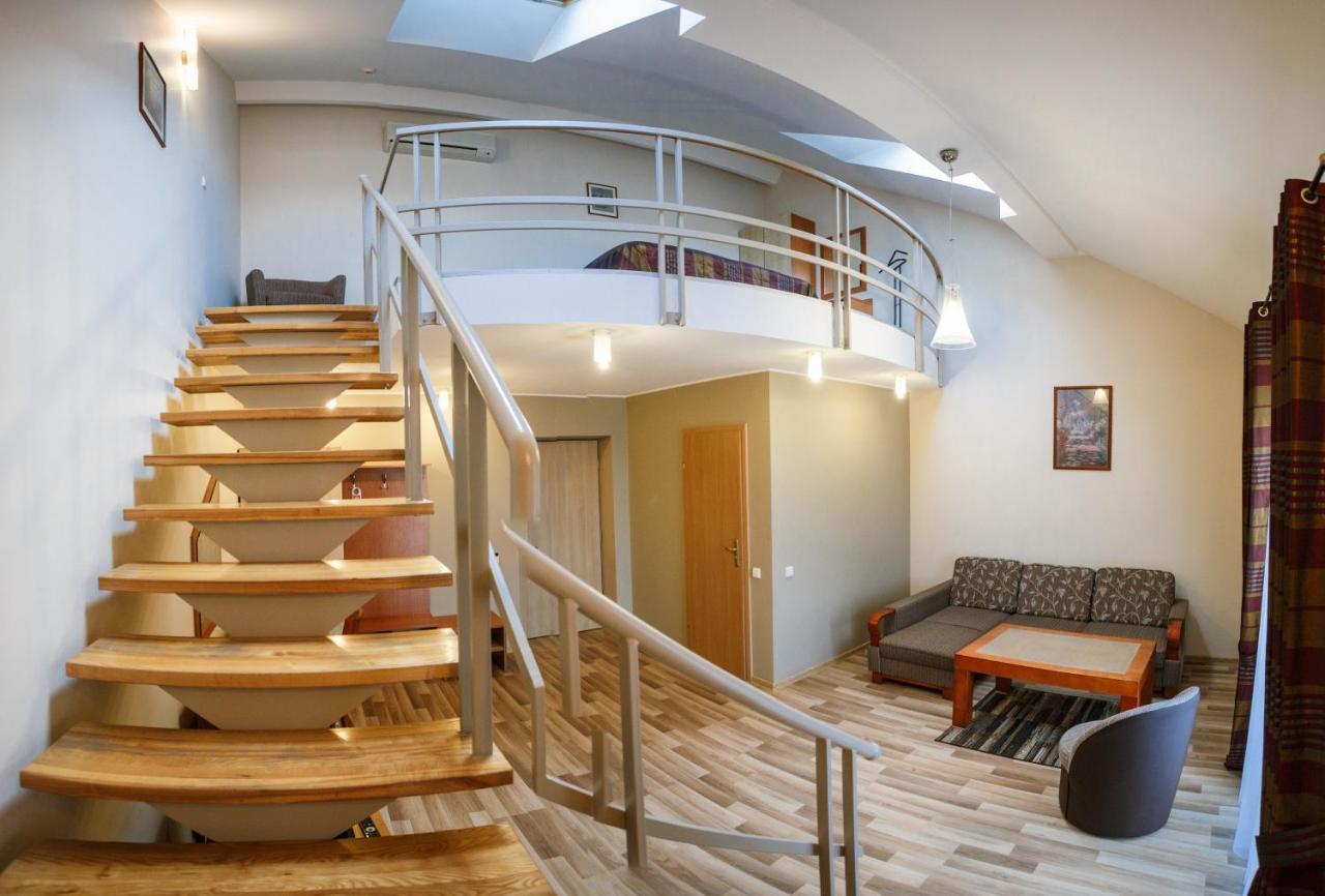 Hotel Siauliu Krasto Medziotoju Uzeiga Šiauliai Esterno foto