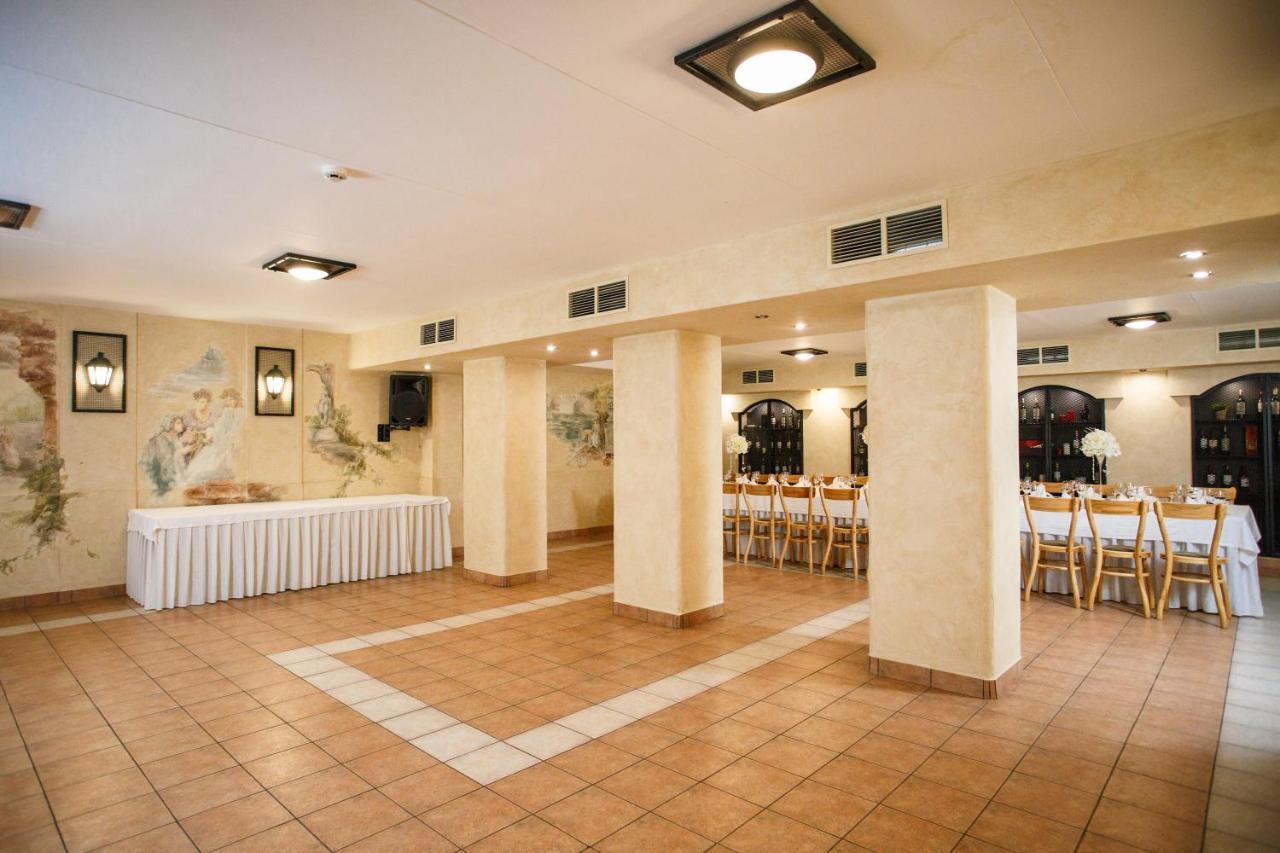 Hotel Siauliu Krasto Medziotoju Uzeiga Šiauliai Esterno foto